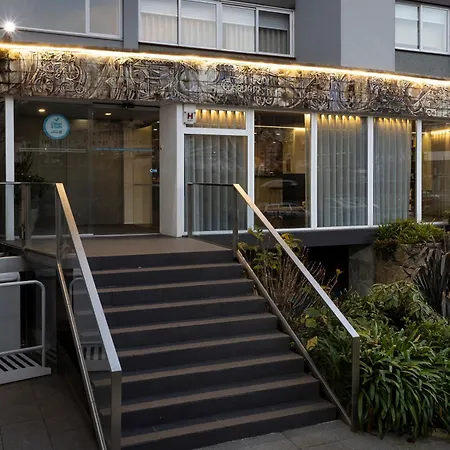 Rali Viana Hotel 3*