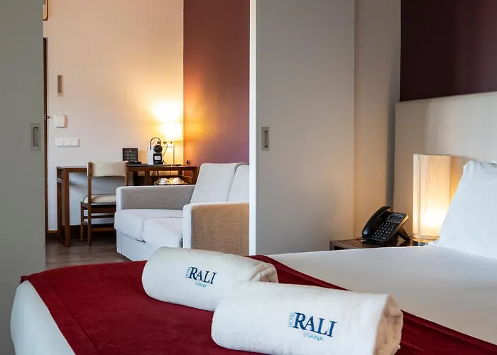 Rali Viana 호텔 3*